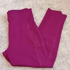 Women’s high waisted workout leggings with pockets